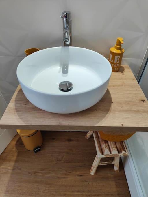 Charmant T2 Atypique, Renove Beziers Luaran gambar